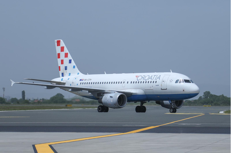 Avion Croatia Airlinesa iz Frankfurta za Zagreb morao sletjeti u München