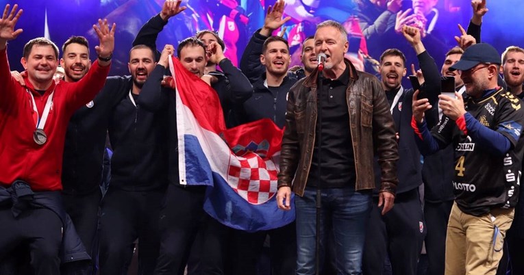 Thompson se oglasio nakon dočeka: "Hvala rukometaši, hvala Zagreb"