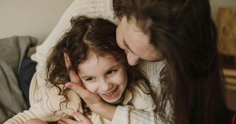 Koristite 8 fraza ako želite da vaša djeca kasnije imaju zdrave odnose