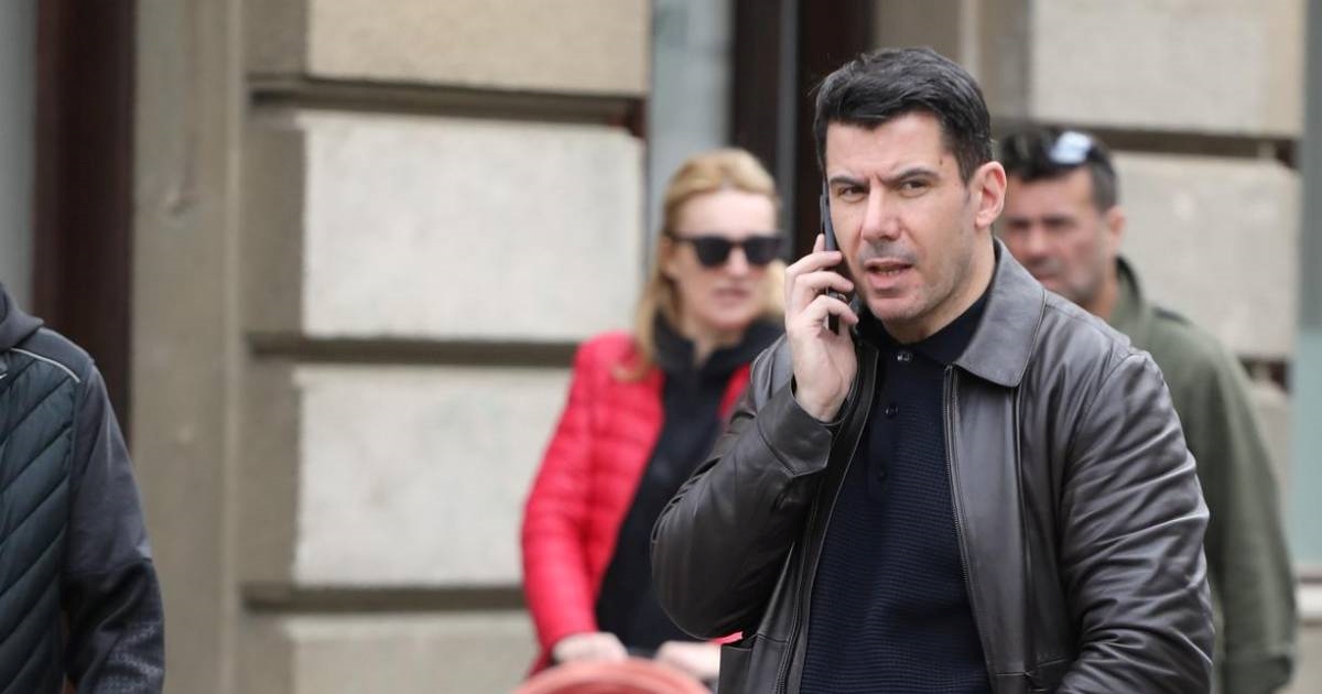Anti-HDZ koalicija ima 57 ruku, treba joj 76. Čuli se Grbin i Grmoja