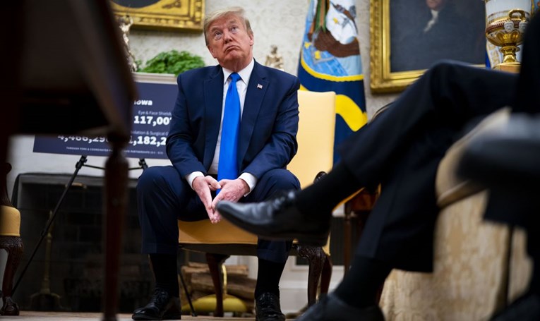 Trump: Netko je bio glup