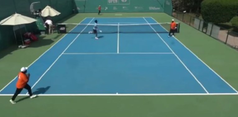 Jeziva snimka iz UAE-a. Tenisači bježali usred meča nakon što je dron izazvao požar