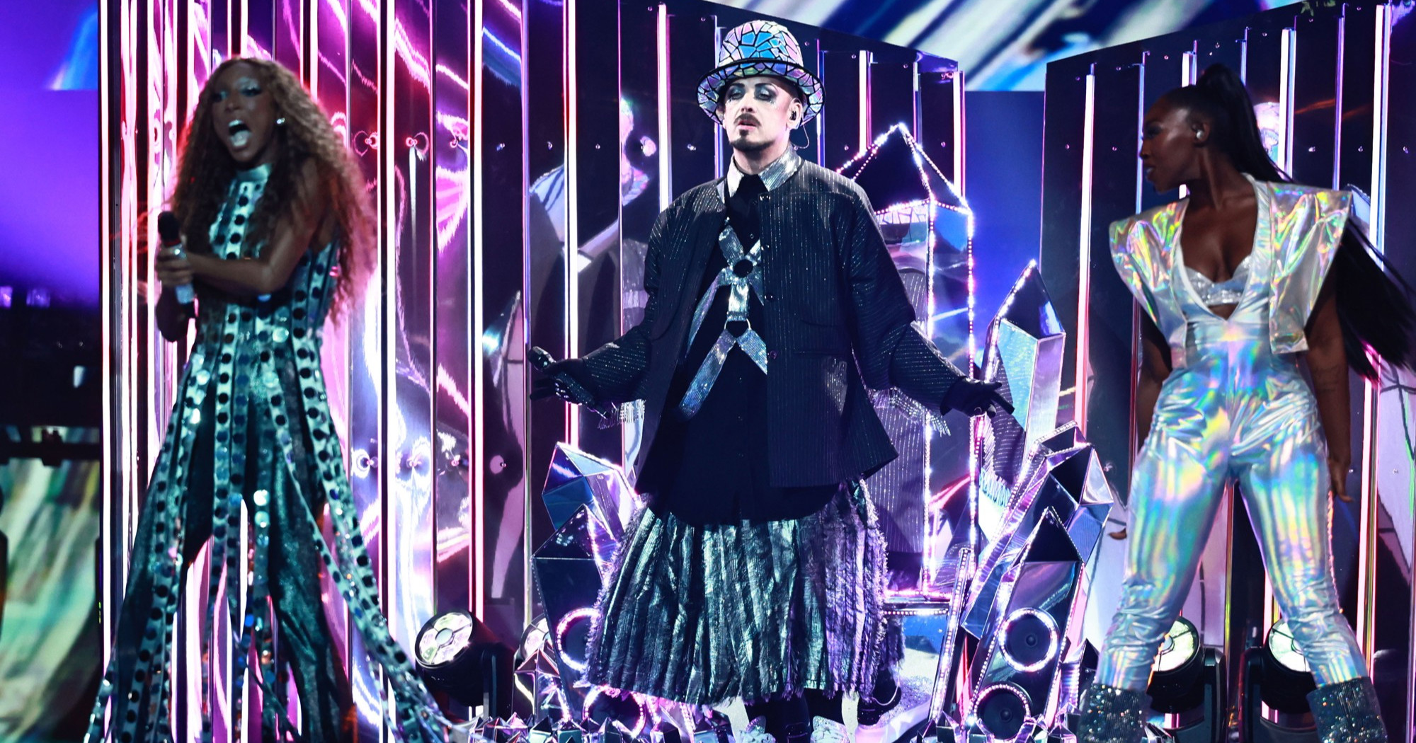 UŽIVO Prva večer Eurosonga: Boy George se pojavio na nekoliko sekundi za San Marino