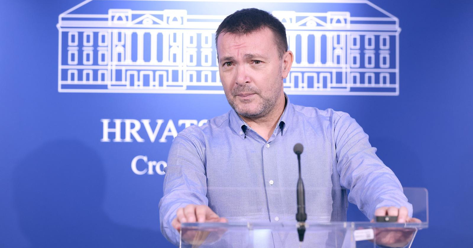 Bauk: Milanović je tražio transportne avione, Vlada se s time složila