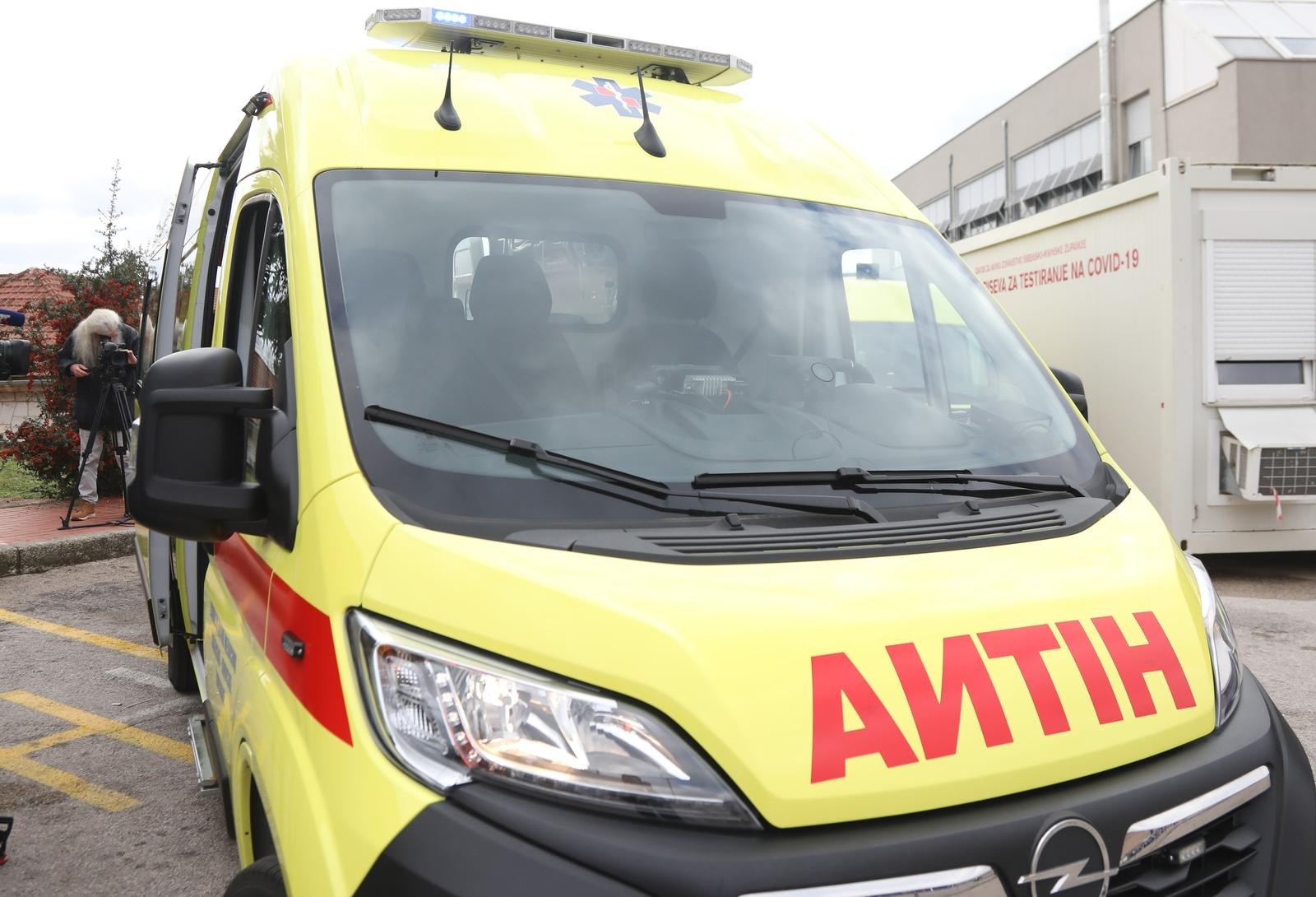 Dječak (6) koji je pao sa zgrade u Šibeniku i dalje se bori za život