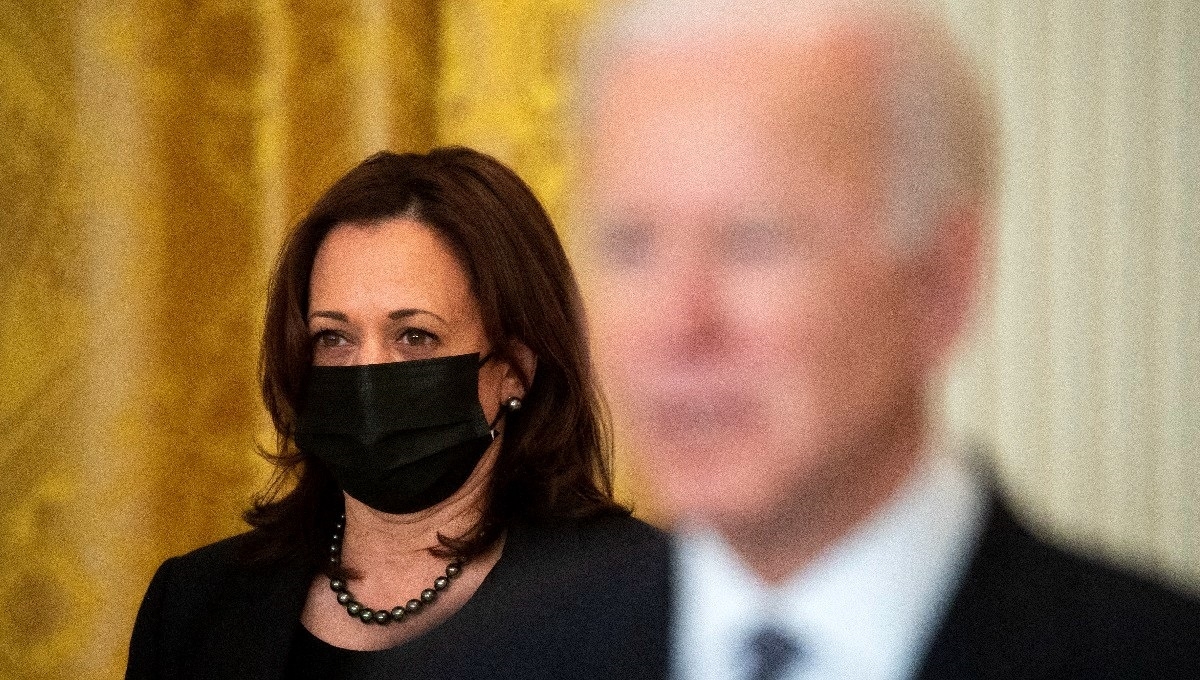 Biden zadužio Kamalu Harris za migrantsku krizu na granici s Meksikom
