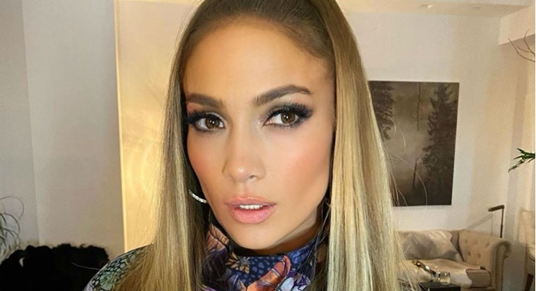Jennifer Lopez ima chic rješenje za jedan od najiritantnijih beauty problema