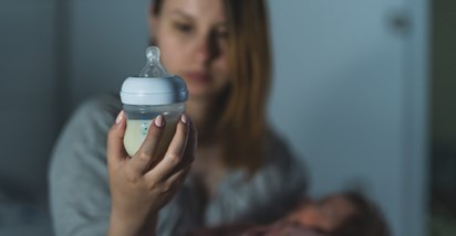 Stručnjakinja otkrila kako prepoznati da je beba sita i da dobiva dovoljno mlijeka