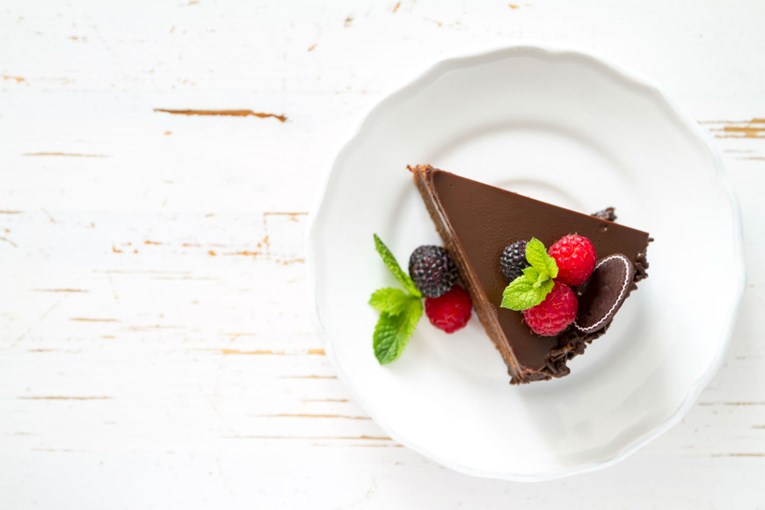 Jednostavan kolač koji će oduševiti sve ljubitelje čokolade