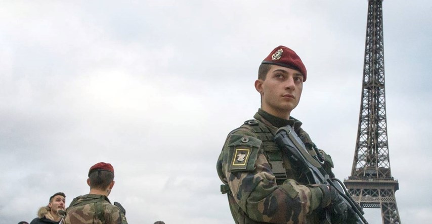 Francuska diže 7000 vojnika zbog ubojstva učitelja: "Napad motiviran ratom u Izraelu"