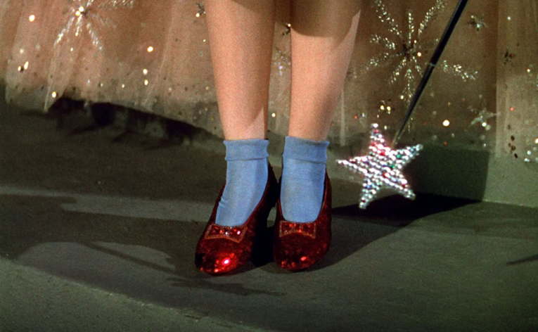 76-godišnjak priznao da je prije 20 godina ukrao crvene cipele iz Čarobnjaka iz Oza