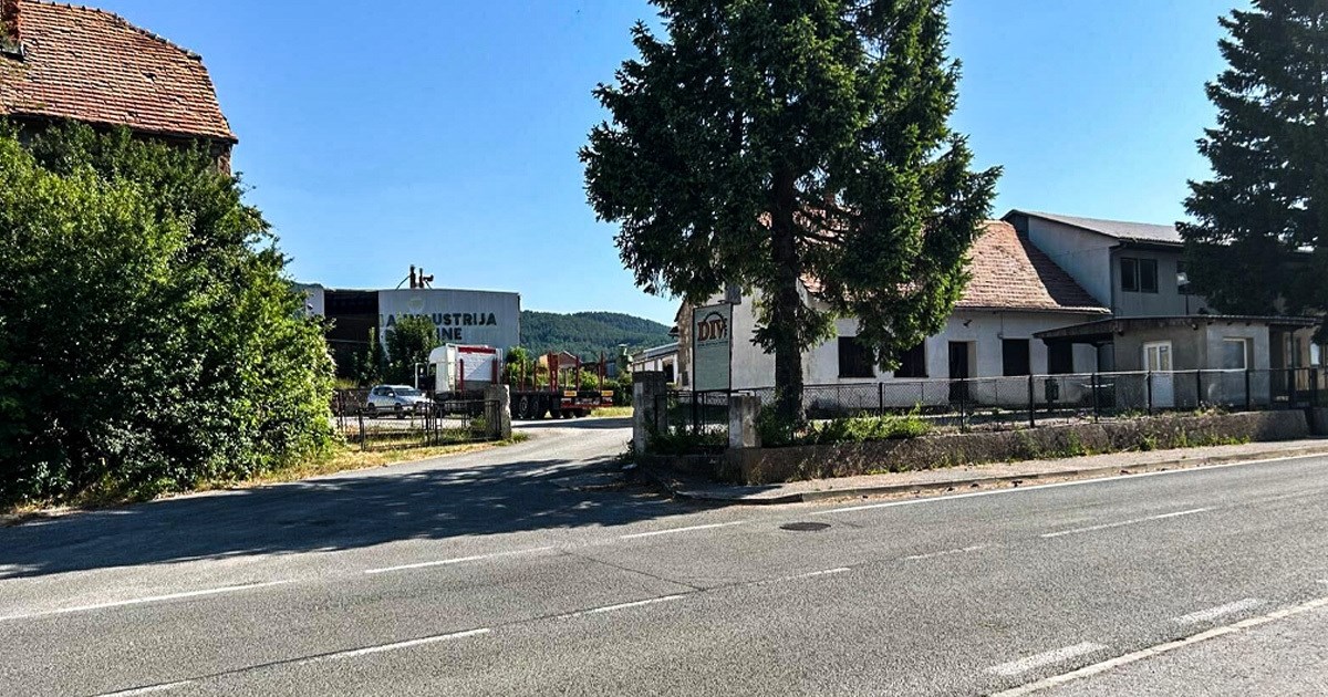 Sela u Lici danima bez vode. "Zatvorili su nam vodu, ljudi umiru od žeđi na +35"