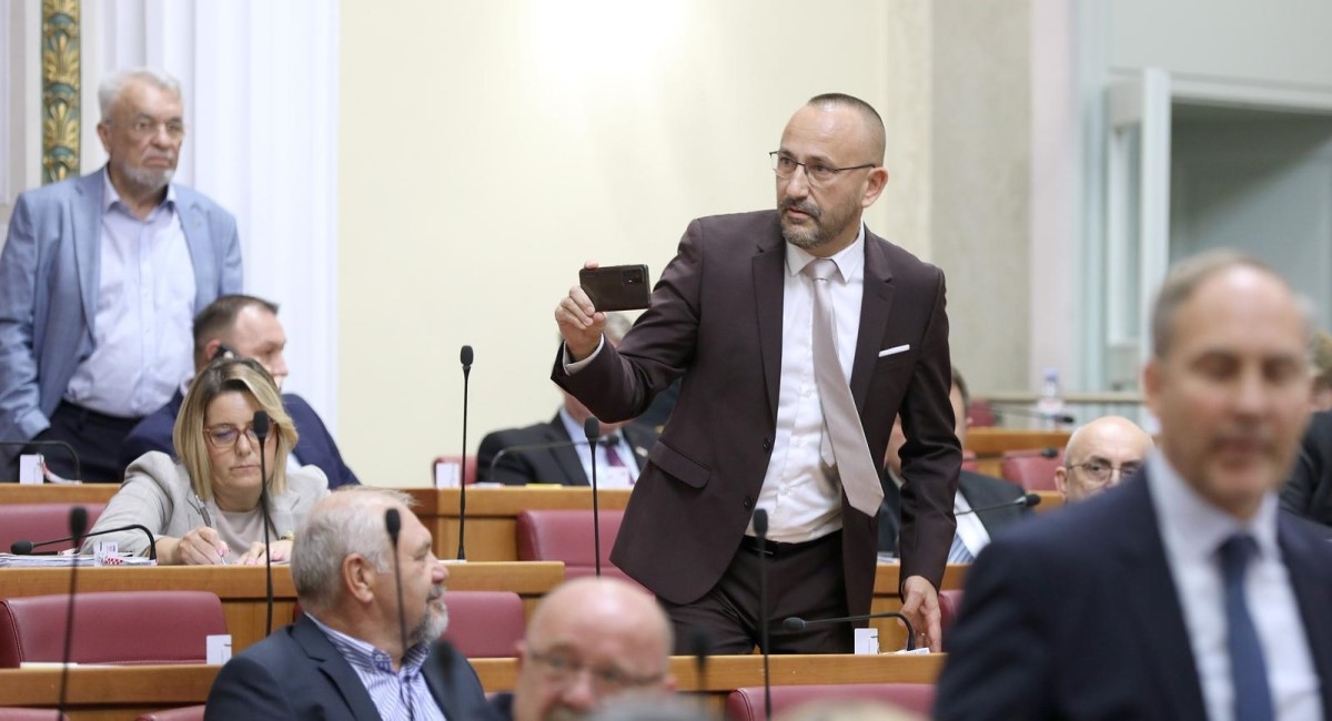 Zekanović: Jučer sam pljeskao našoj pobjedi na idućim izborima