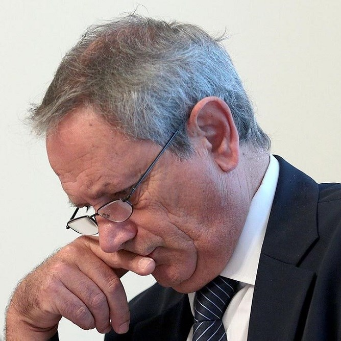 Kaos u Vukovaru, vladajući sami sebi srušili kvorum. Vijećnik završio u pritvoru