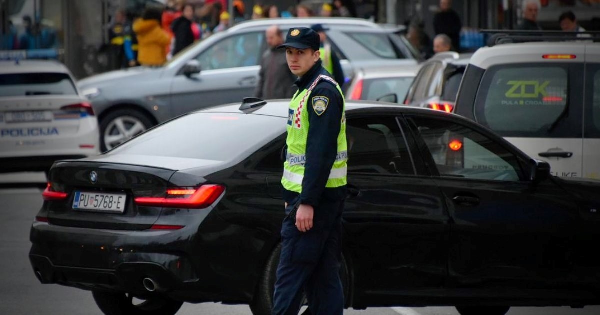 Naletio na pješaka u Puli pa pobjegao s mjesta nesreće. Policija traži pomoć svjedoka