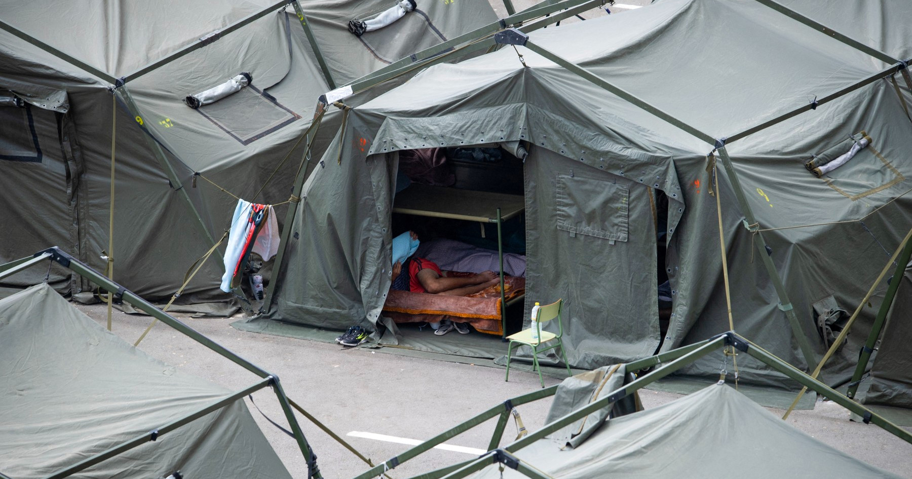 Prosvjednici zapalili migrantski kamp u španjolskoj Ceuti