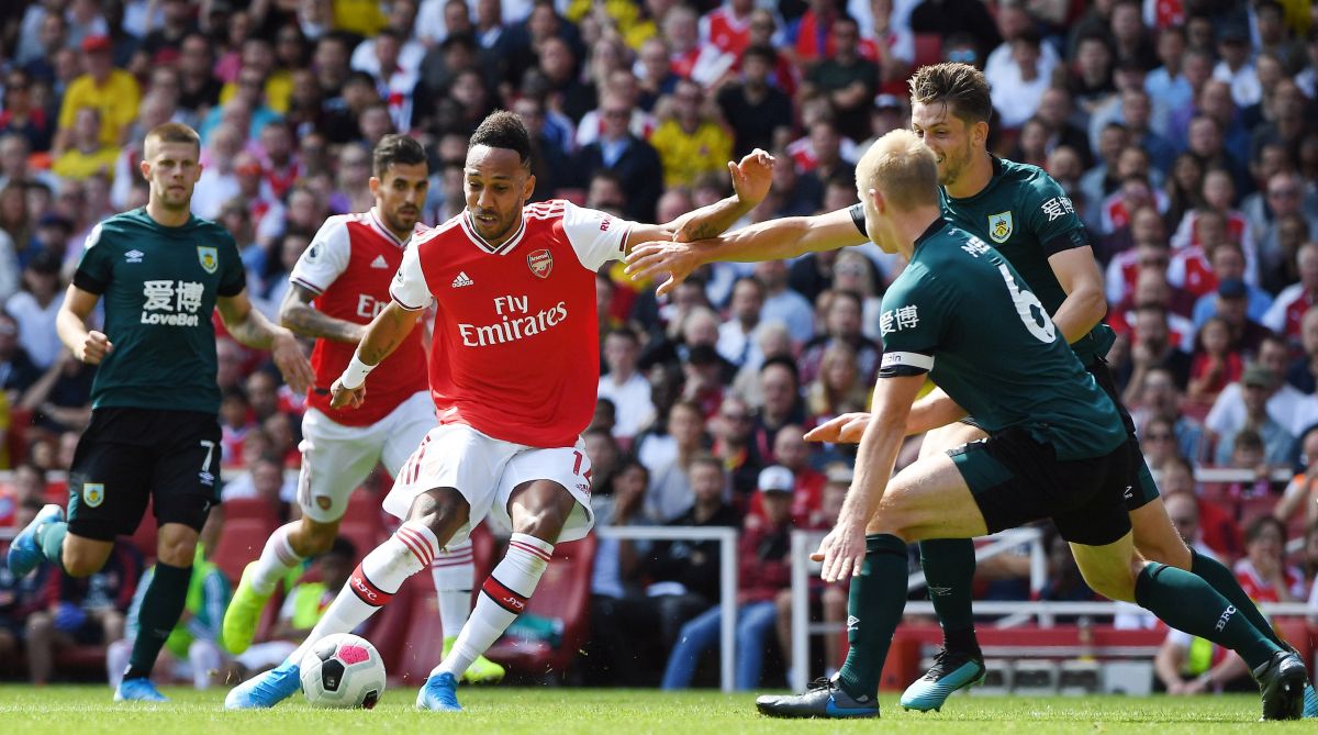ARSENAL - BURNLEY 2:1 Aubameyang junak nove pobjede