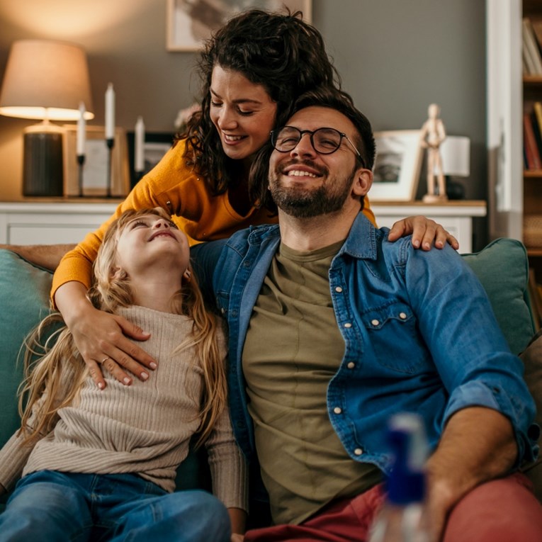 Roditelji koji jačaju samopouzdanje svoje djece imaju ovih deset navika