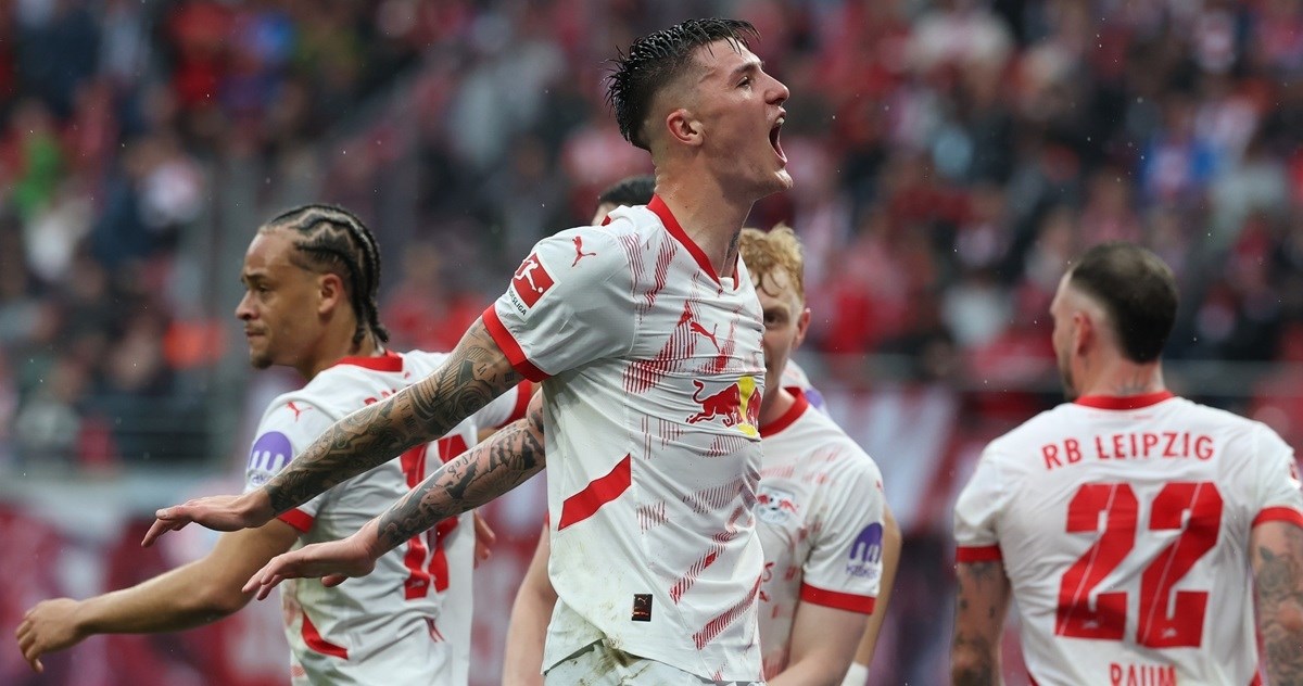 Manchester United uključio se u borbu za Šeška