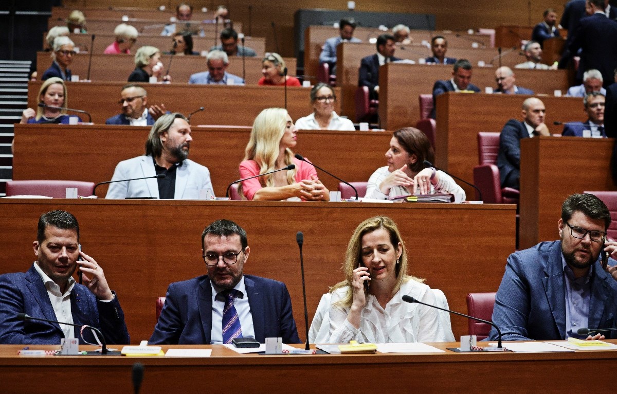 Oporba kritizira izmjene Zakona o DORH-u. "Dodatno se koncentrira moć"