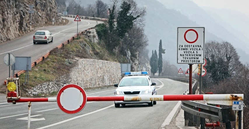 Zbog vjetra zabrana prometa za više skupina vozila na Jadranskoj magistrali