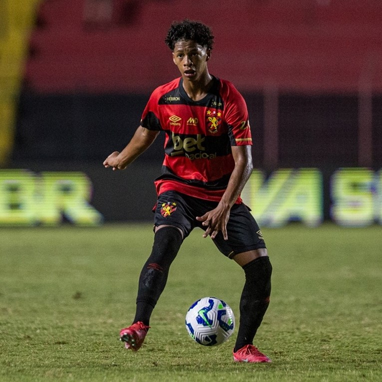 Barca pronašla novo čudo od djeteta. Pregovori već traju