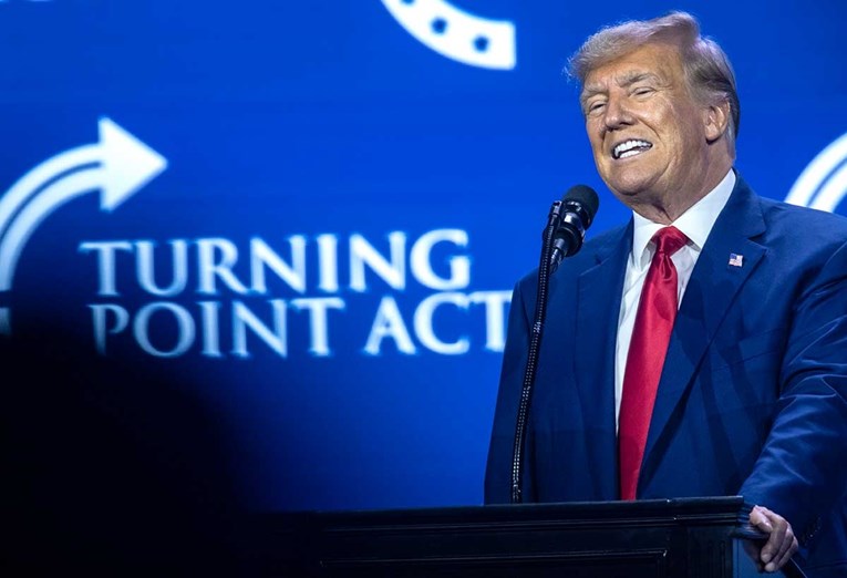 Istraga protiv Trumpa u slučaju skrivanja dokumenata proširena na njegovog suradnika