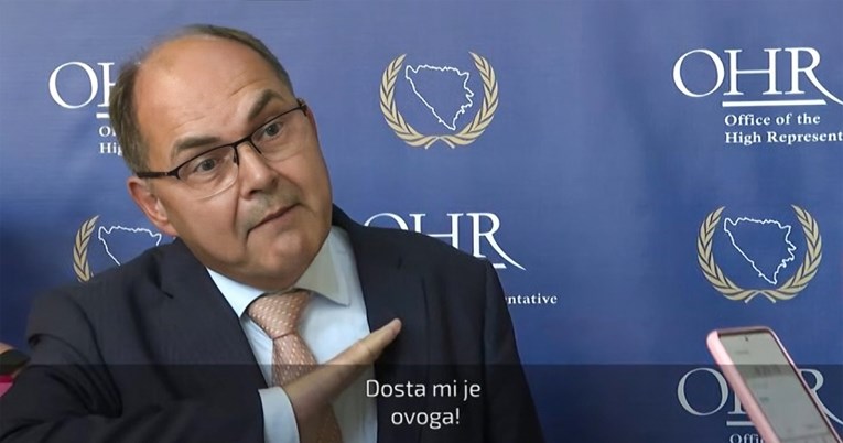 VIDEO Visoki predstavnik u BiH podivljao pred kamerama: "Dosta mi je ovog!"