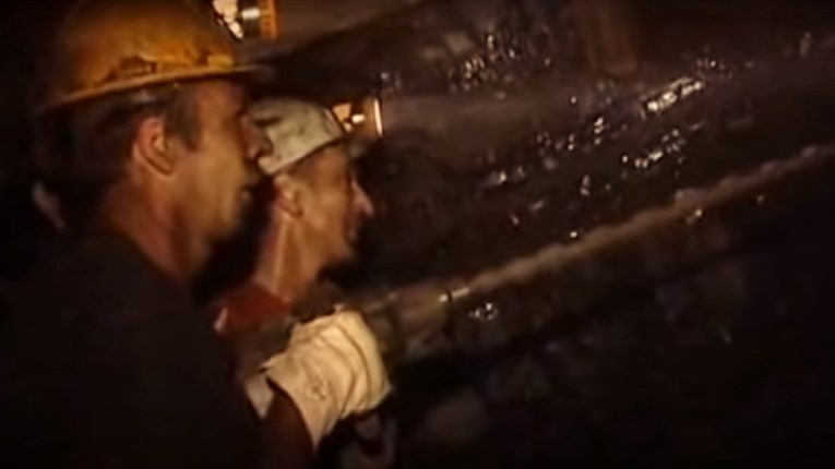 U rudniku u BiH hrpa ugljena zatrpala radnika, poginuo je
