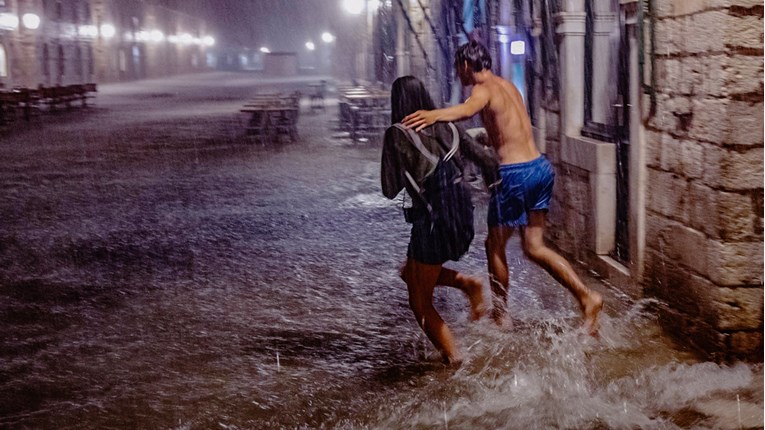 Obilne kiše i poplave usred ljeta samo najavljuju ono što nam dolazi