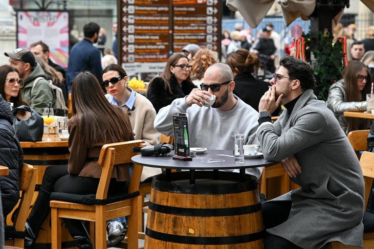 Nije samo kasna kava problem. Otkriveno kako kofein noću mijenja rad mozga