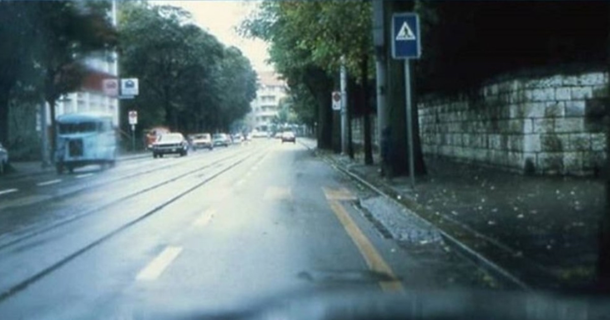 Možete li uočiti dijete? Evo dokaza da djeca zimi ne bi trebala nositi crnu odjeću