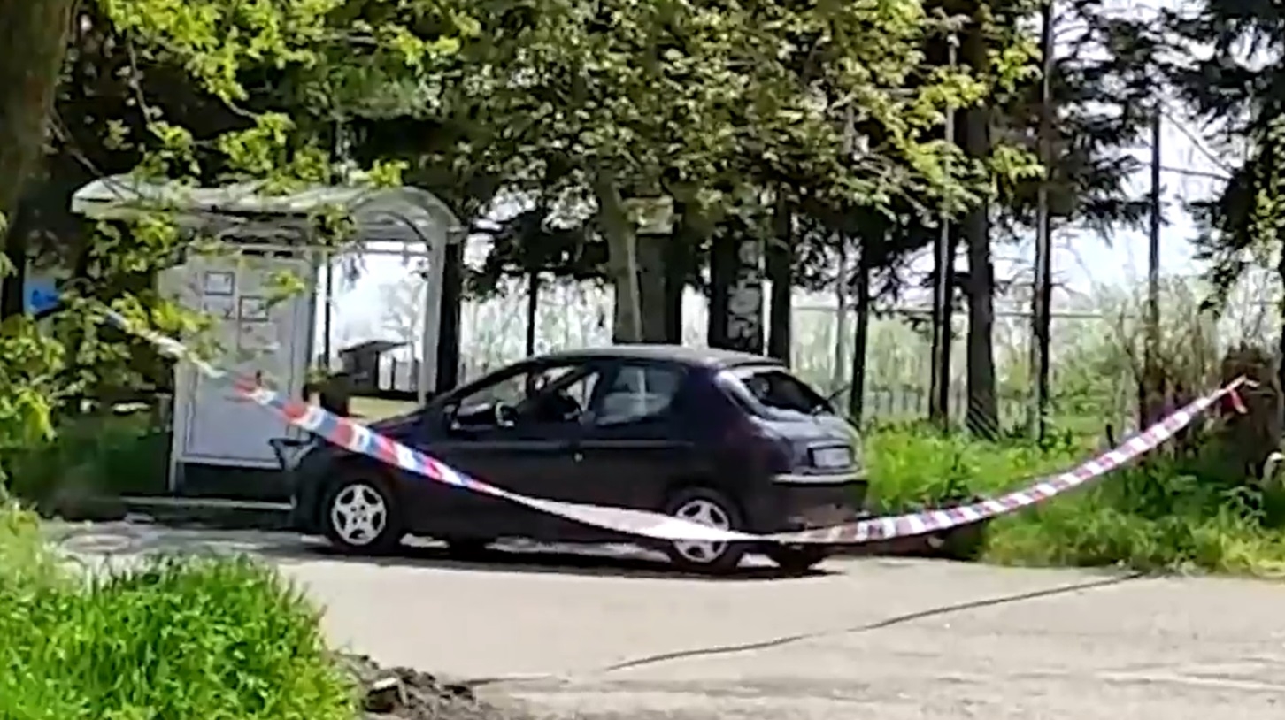 VIDEO Ovo je izrešetani auto na koji je ubojica iz Srbije rafalno pucao