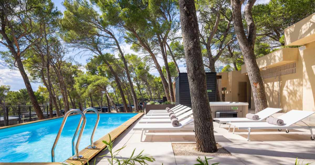 Odmor s 5* u Baškom Polju: Posebne ponude u novootvorenom Pinadria Camping Resortu