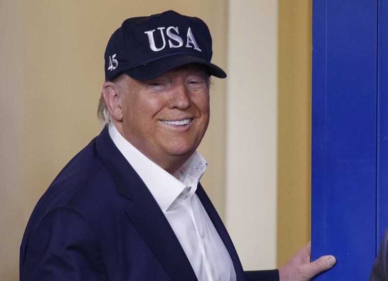 Liječnik Bijele kuće: Trump nema koronavirus
