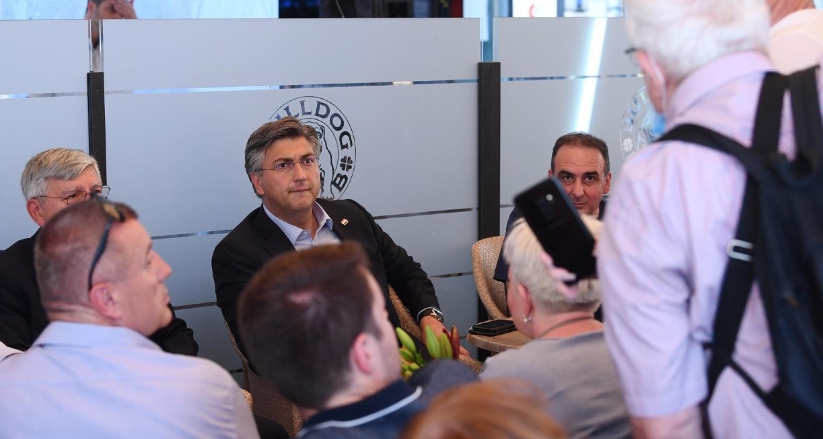 Plenković i HDZ-ovci se u Zagrebu družili s građanima, ima li socijalne distance?