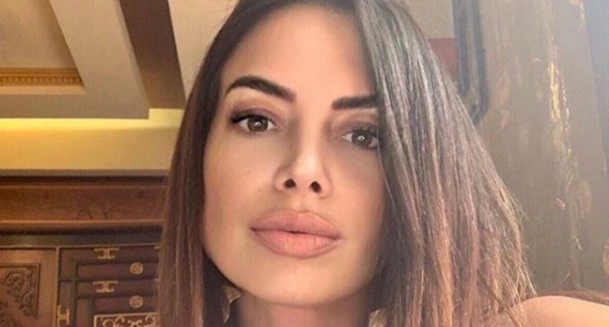 Iva Jerković izgleda predivno u prozirnoj haljini za plažu