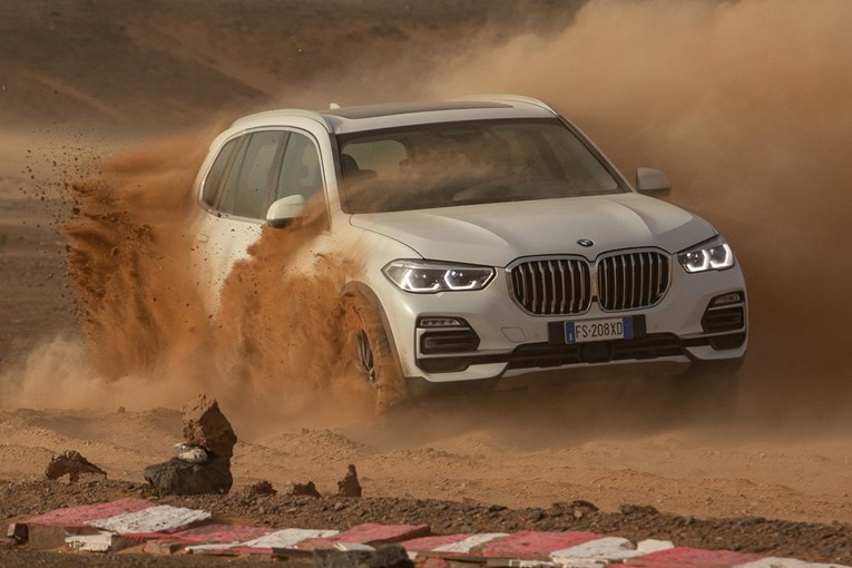 Sahara dobila Monzu: U pustinji osvanula legendarna F1 staza