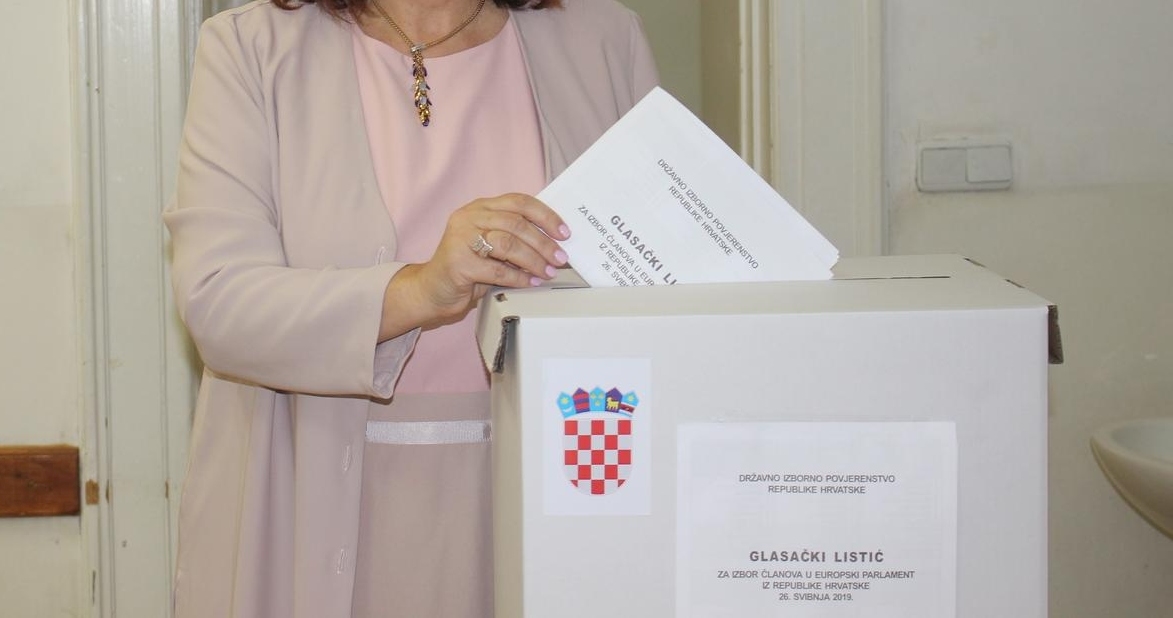 Raste interes za izbore za EU parlament. Da su danas, izišlo bi 53 posto Hrvata