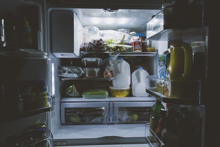 Brašno se čuva u hladnjaku? 14 namirnica koje sigurno pogrešno pohranjujete