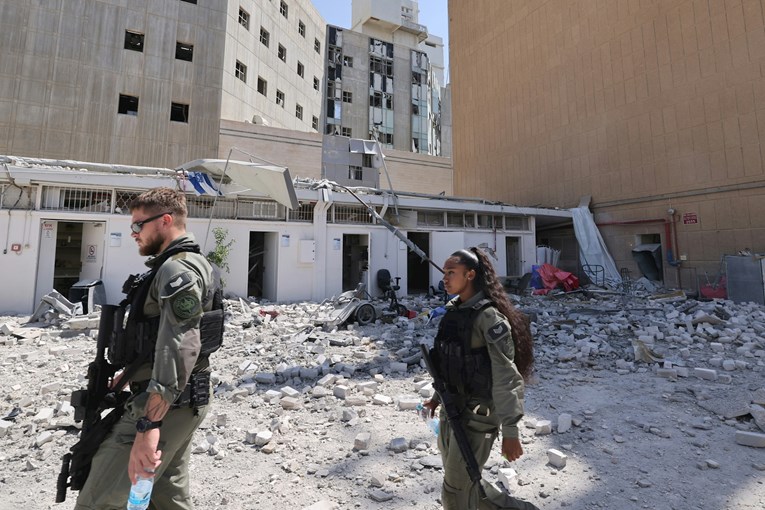 Izraelska bolnica smjestila pacijente u sklonište satima prije udara projektila