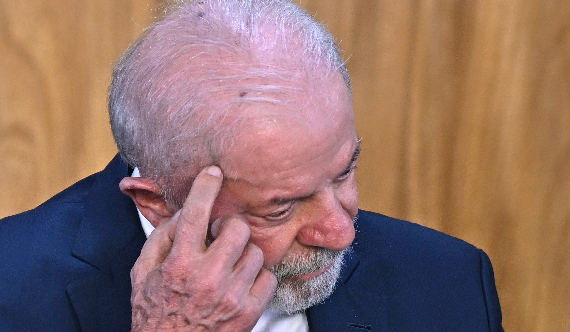Lula Trumpu: Ukinite nam visoke carine