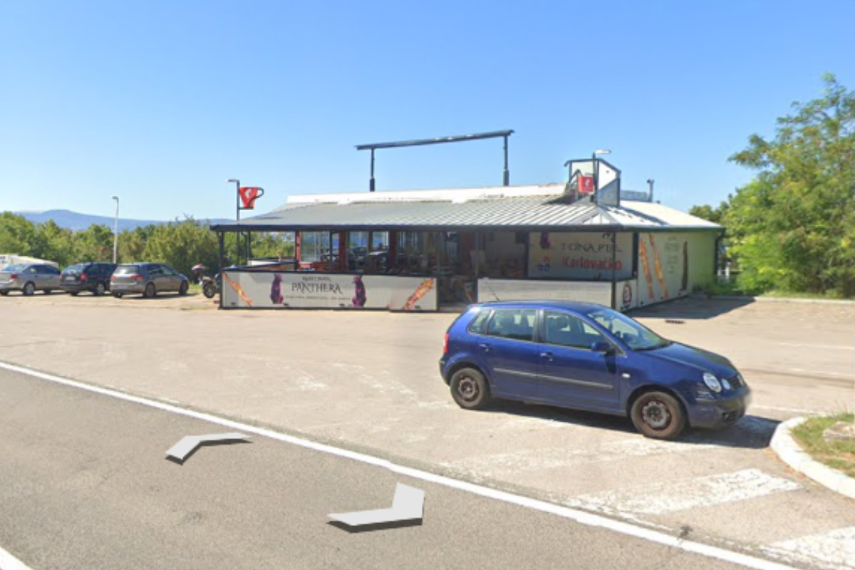 Rekli da su policajci, čovjeka u Crikvenici natjerali da klekne i tražili 90.000 eura