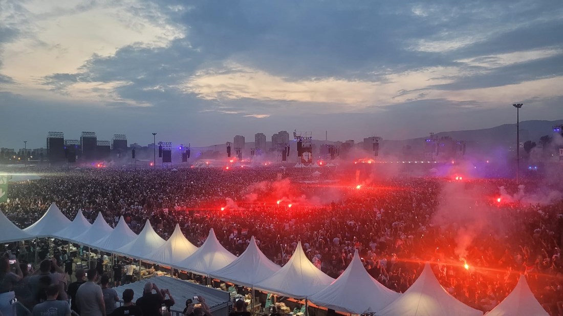 Na početku Thompsonova koncerta na Hipodromu upaljene su baklje