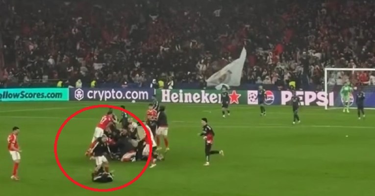 Najluđe slavlje najluđeg gola. Pomoćni trener Benfice s dvije noge pokosio igrača