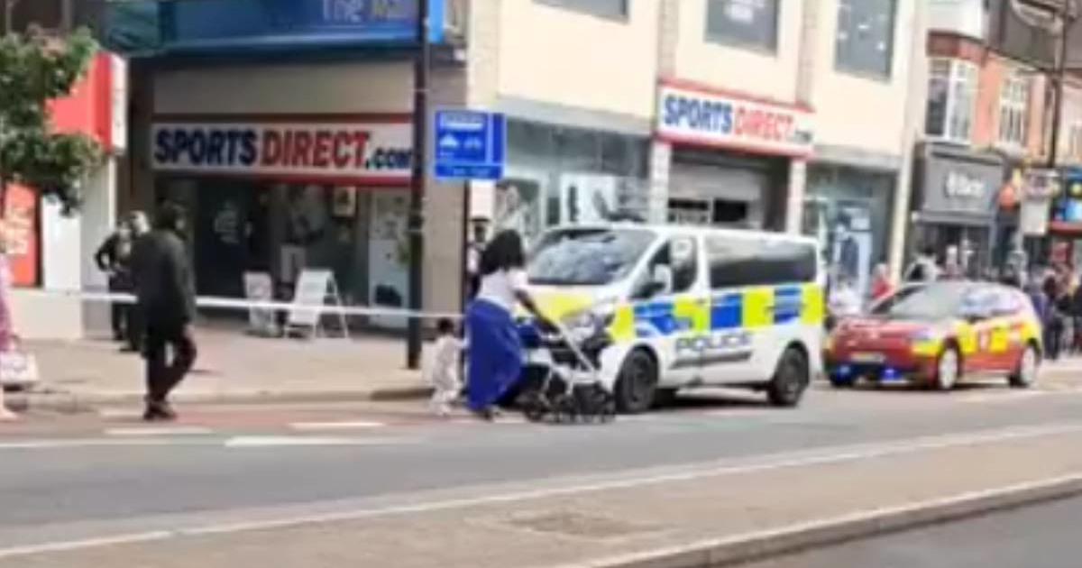 Usred Londona izbodena četiri muškarca