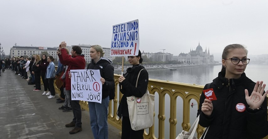 Mađarski učitelji prosvjeduju za veće plaće: "Vladu treba biti sram"