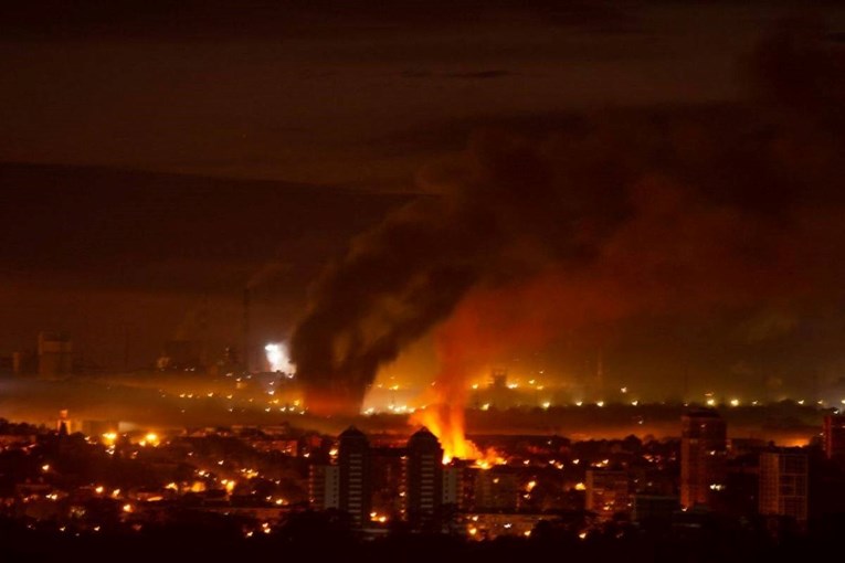 Ovo je fotografija Zaporižje nakon brutalnog ruskog raketnog napada