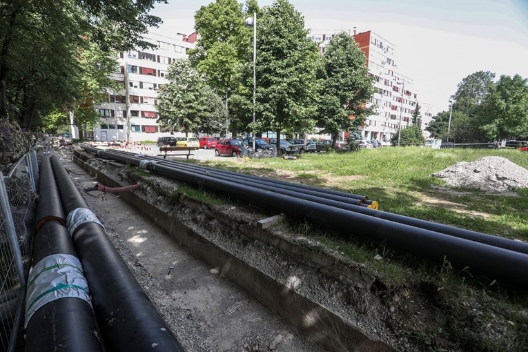 Brojna zagrebačka naselja ostaju bez tople vode. Evo koja i kad