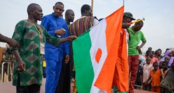 AFP povukao vijest da ambasadori Njemačke i SAD-a moraju napustiti Niger